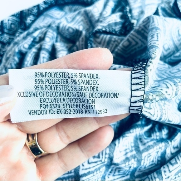 EXIST Off-Shoulder Wide-Leg Jumpsuit โ NEW โ Size L - casual chic looks - Picture 9 of 12